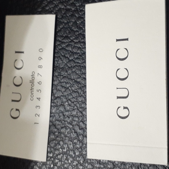 GUCCI STERLING SILVER HEART LOGO EARRINGS NIB - Picture 7 of 8